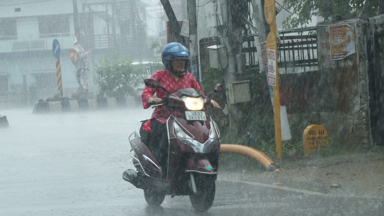 Uttarakhand Weather News Heavy rain warning in hilly areas across the state