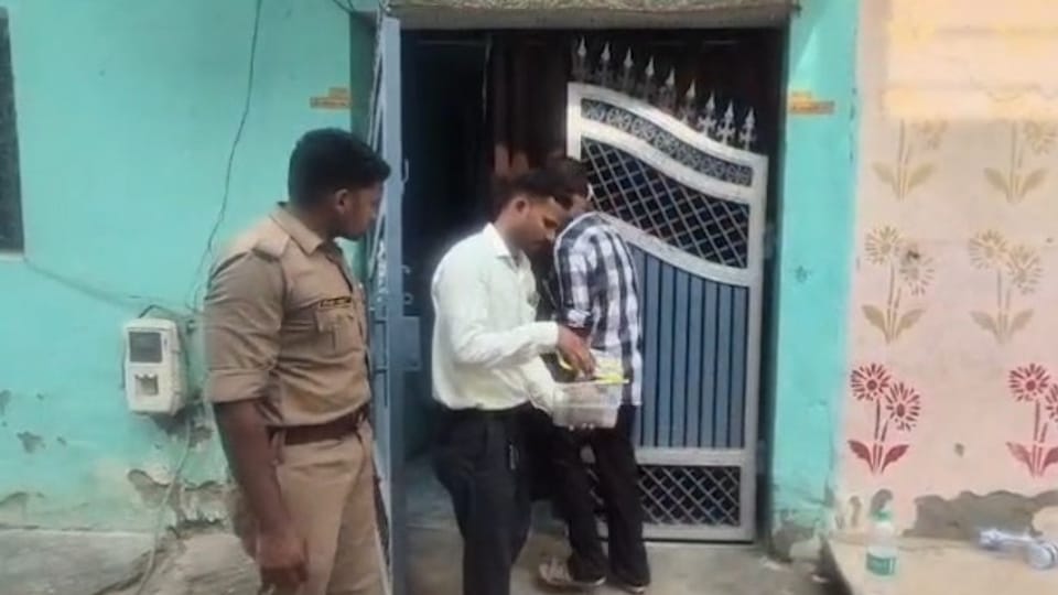 Husband murder in Agra Ruby remained silent in jail and refused to eat even her daughters declined to meet her