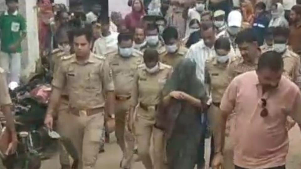 Husband murder in Agra Ruby remained silent in jail and refused to eat even her daughters declined to meet her