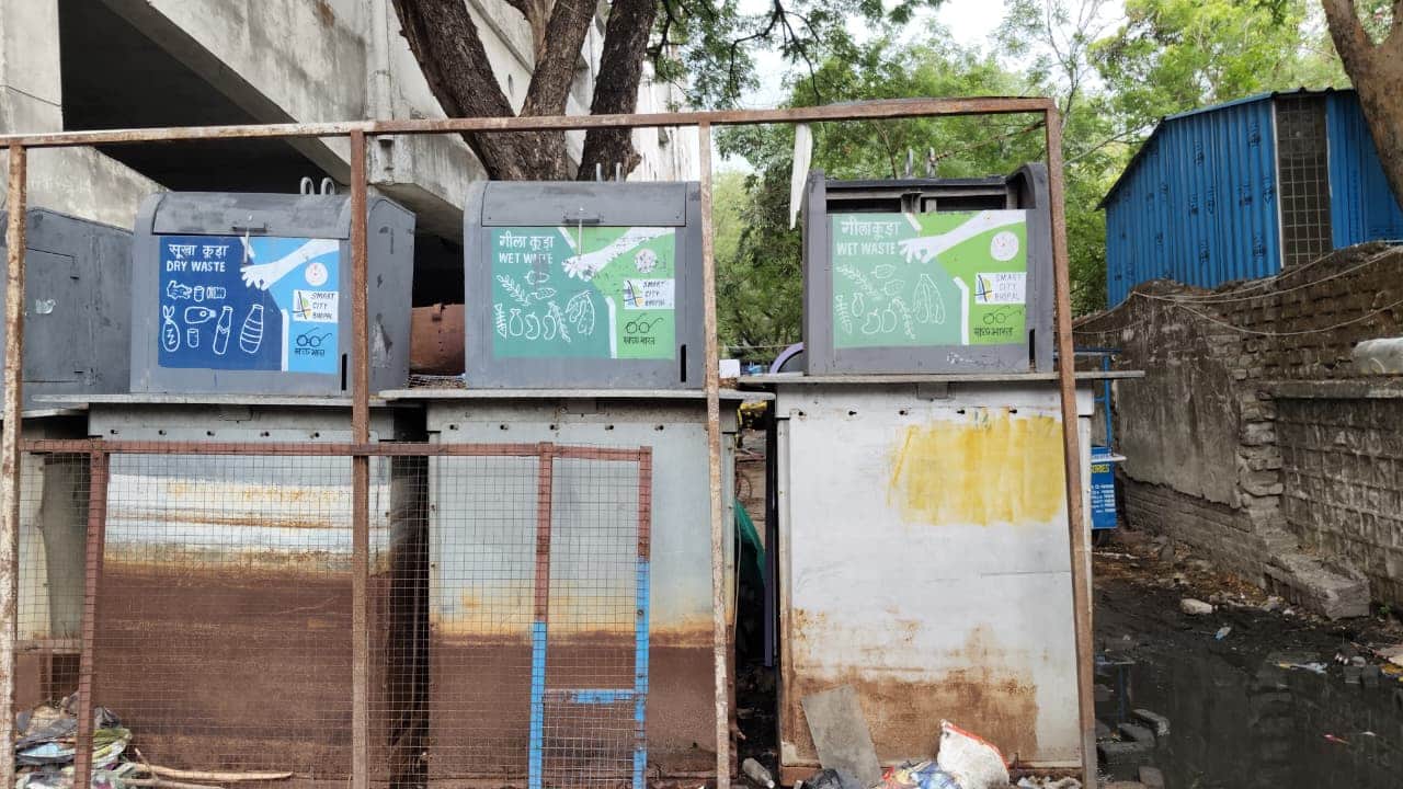 स्मार्ट डस्टबिन