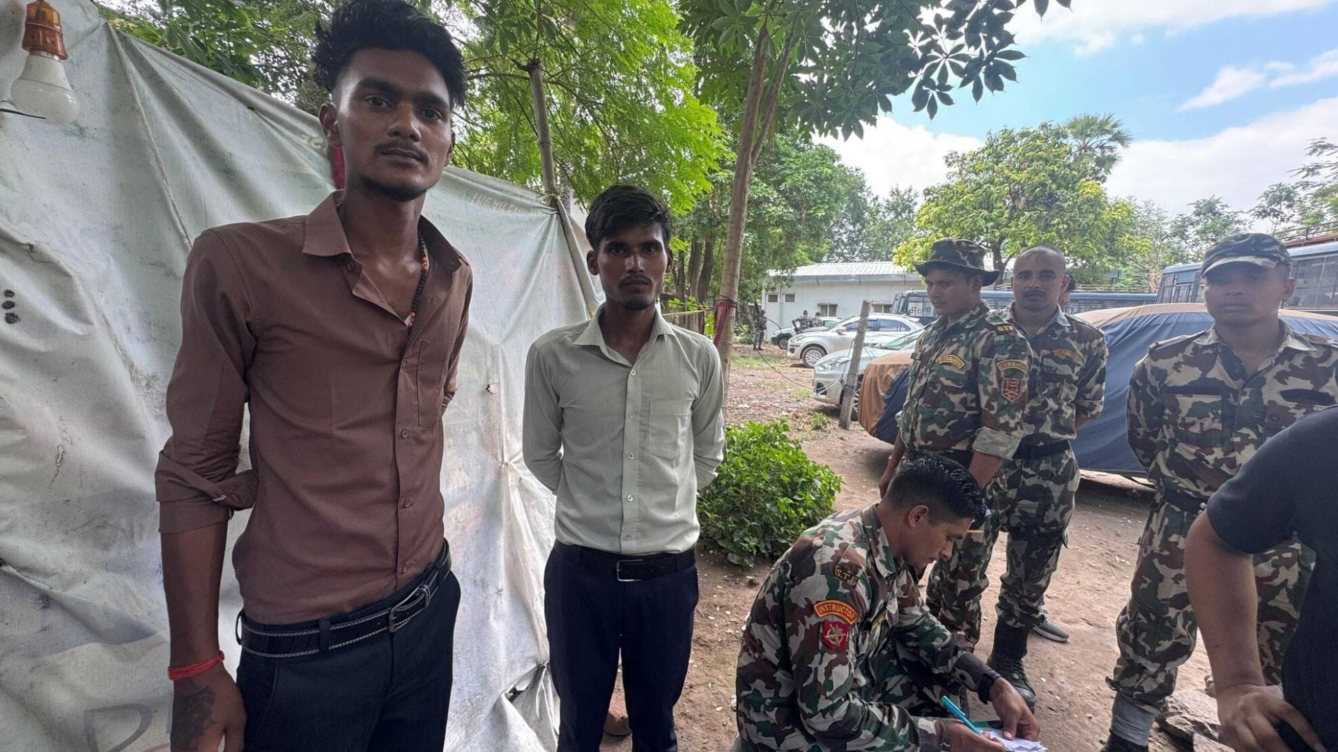 बोधगया सीएचसी परिसर में आरोपी मिथुन व प्रिंस