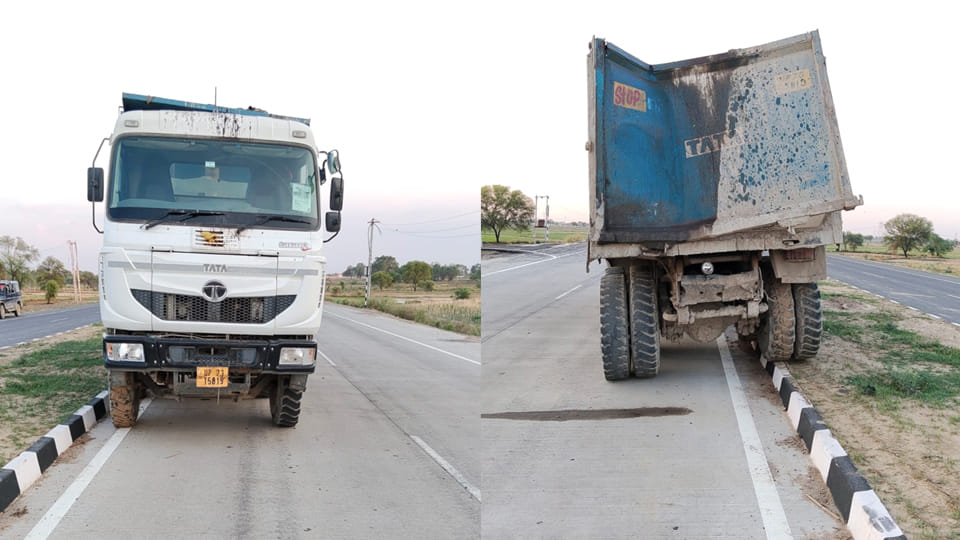 Chitrakoot Accident: Driver and helper killed in collision between two dumpers