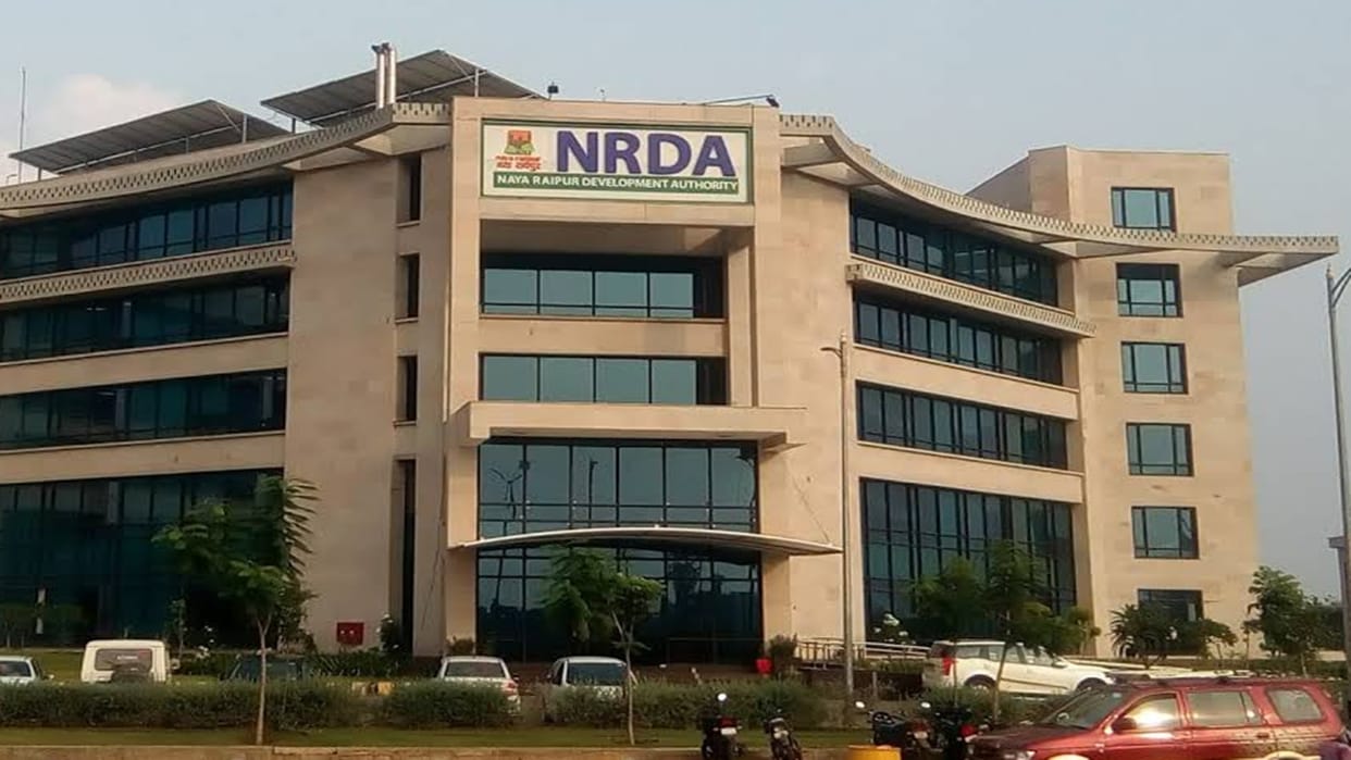 After Nakati, now Tuta is facing action, NRDA notices on 35 houses, increasing concern among villagers