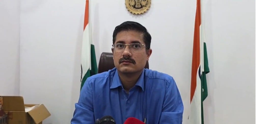 कलेक्टर ऋषभ गुप्ता