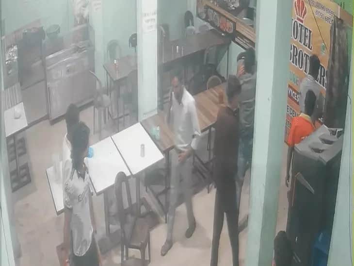 भोपाल में चार लोगों पर हमले का मामला सामने आया है।