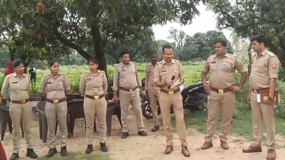 Amroha: Drums beat in the neighborhood, police made an announcement, and Anita was externed from the district