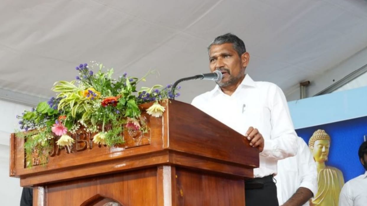 Tamil Nadu Raj Bhavan in headlines again Serious allegations by Forest Minister in Vijai government