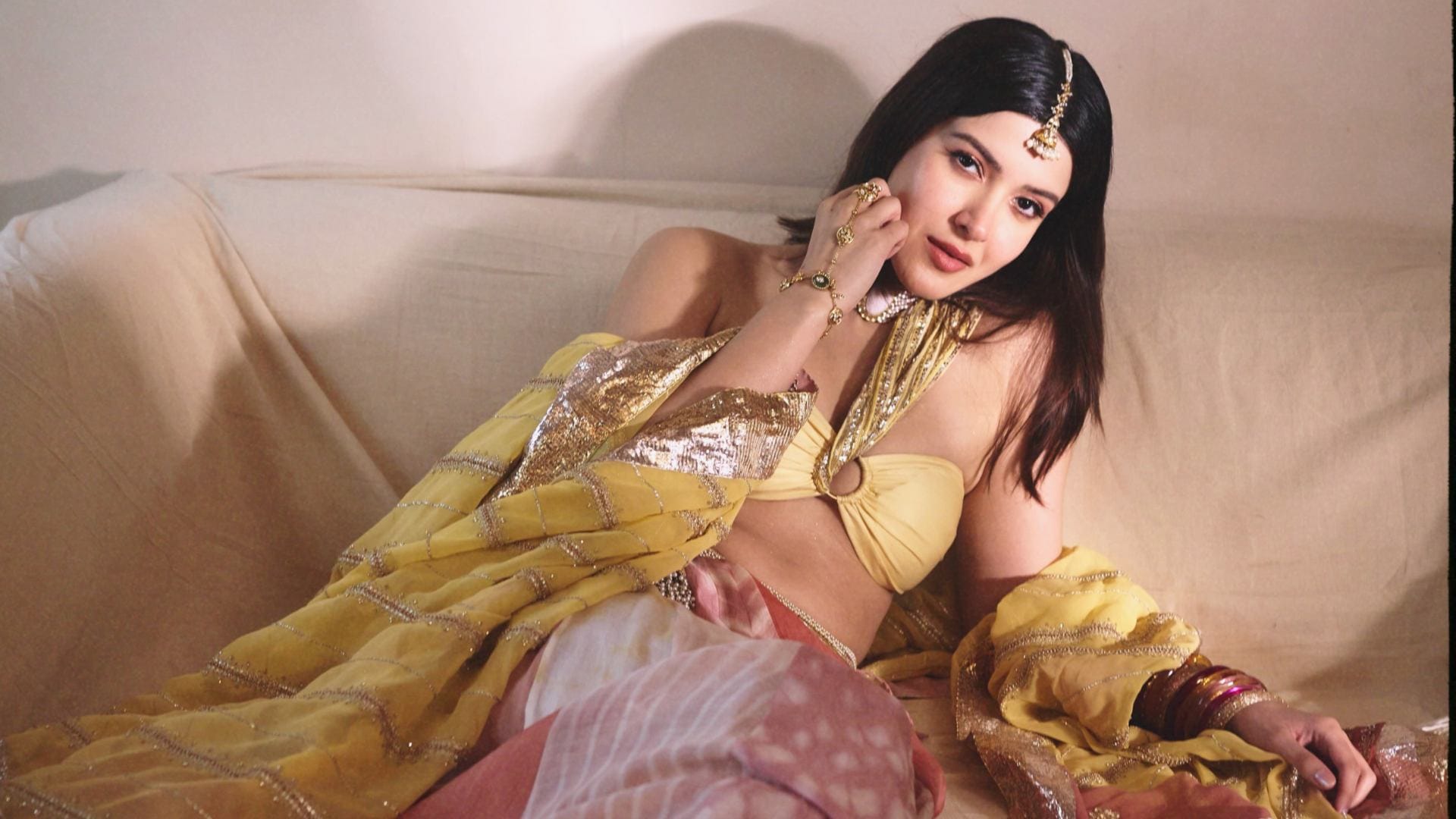 Shanaya Kapoor shared photos in lehenga looks like bride mother comment on it