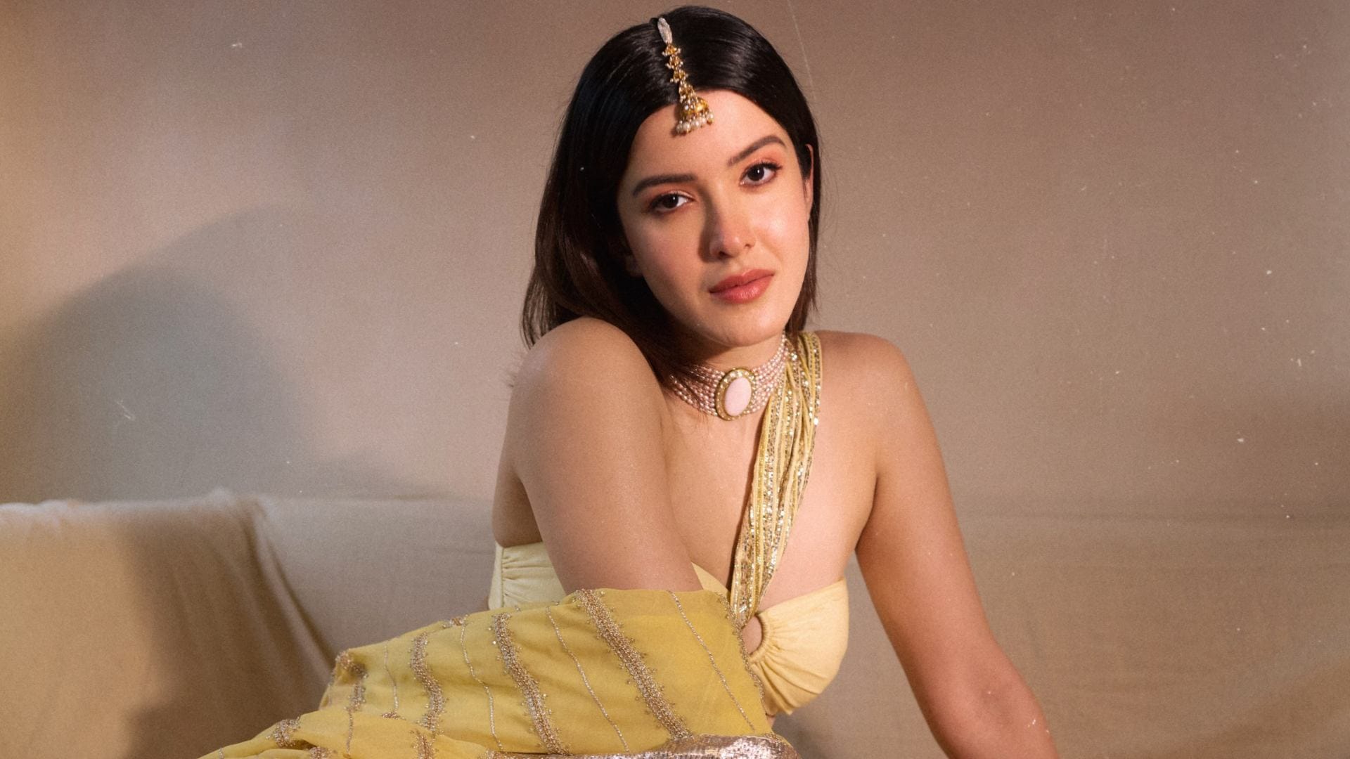 Shanaya Kapoor shared photos in lehenga looks like bride mother comment on it