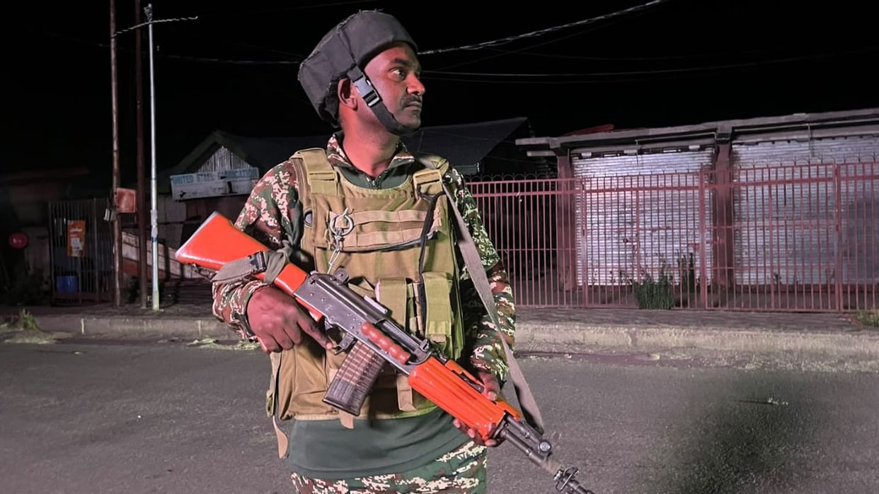 Search for two LeT terrorists enters third day in J-K Shopian