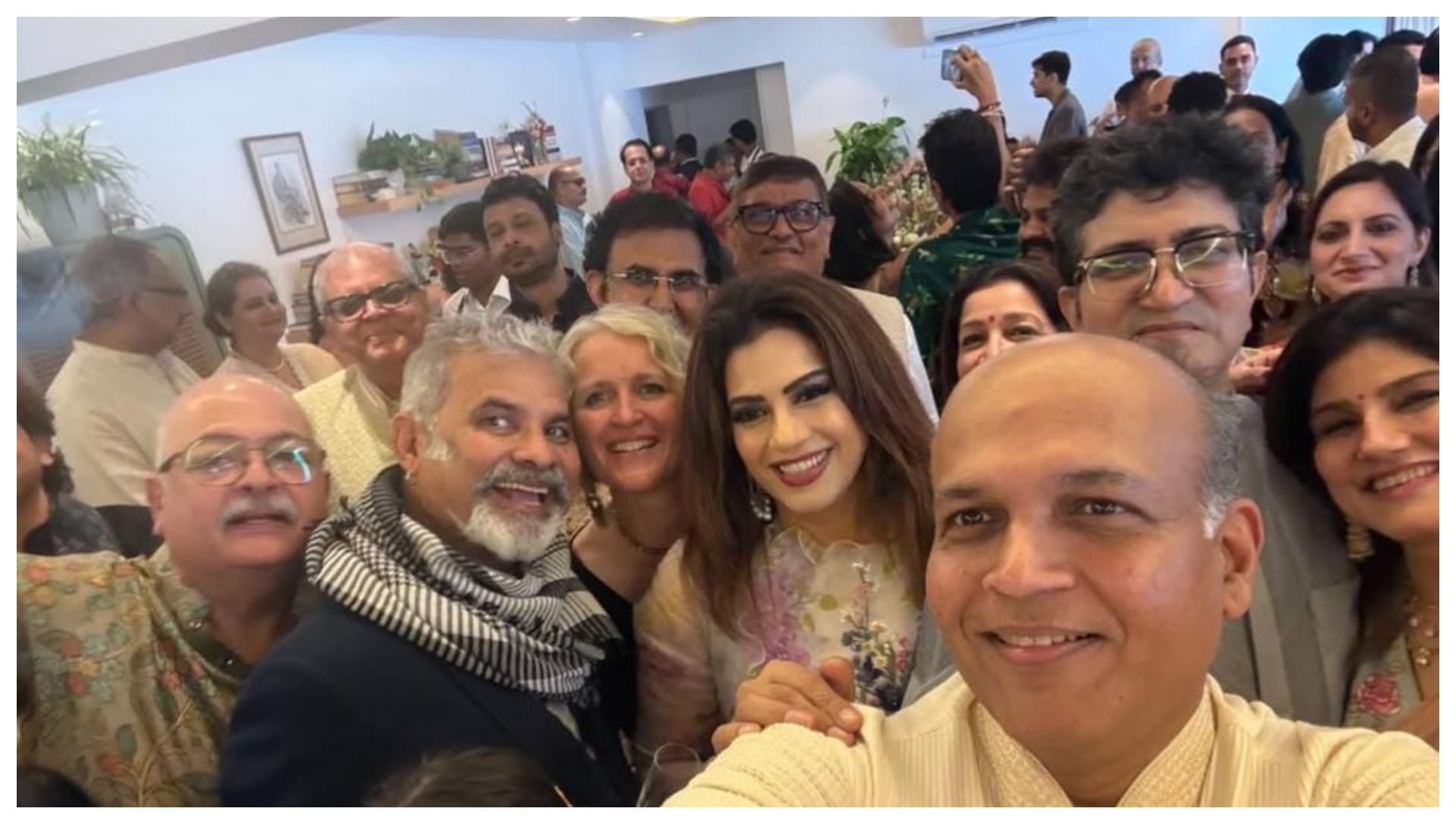 Gauri Spratt shares a special photo after marrying Aamir Khan