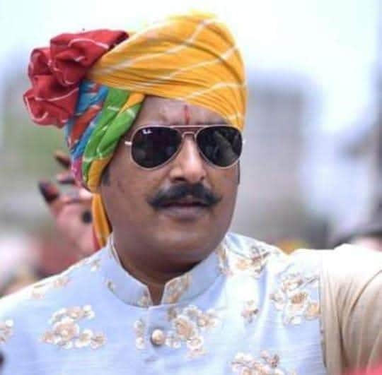 Indore News: Real estate businessman dies of heart attack; had set out for the hospital by car.