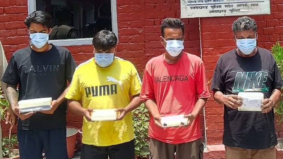 नकली नोट के साथ पिता पुत्र गिरफ्तार