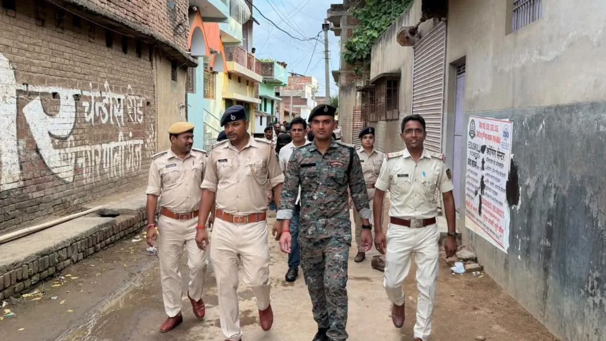 Sudden Crackdown in Bihar Police Storm Alleged Red Light Area Major Flesh Trade Racket Exposed