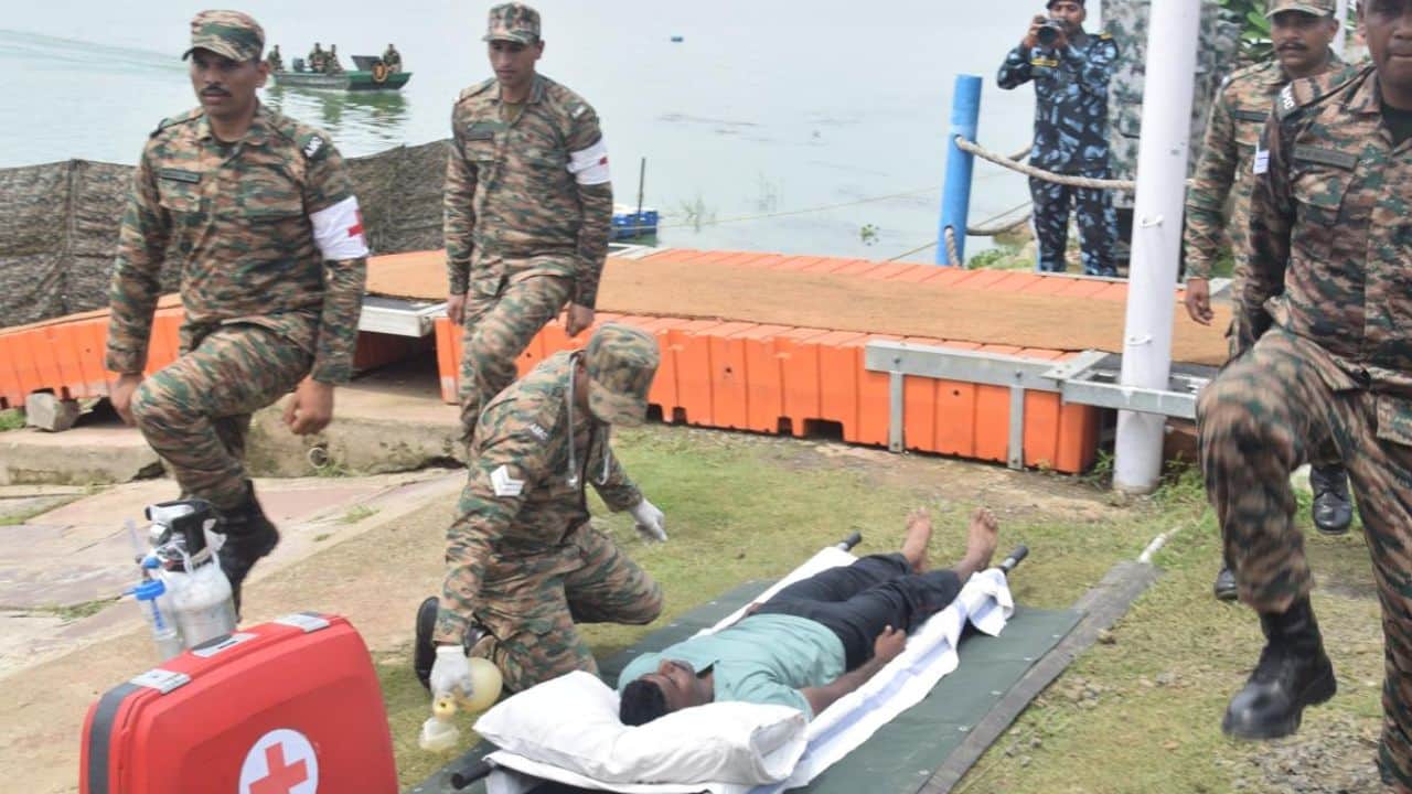 Army and administration conduct joint flood relief exercise in Bhopal, a lively demonstration of disaster prep