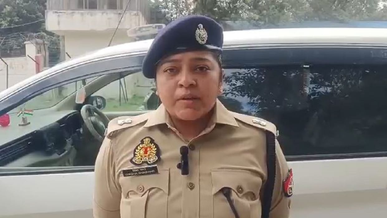 Stepfather accused of daughter falls ill at police station dies while being taken to hospital in Shahjahanpur