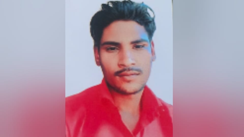 युवक का फाइल फोटो
