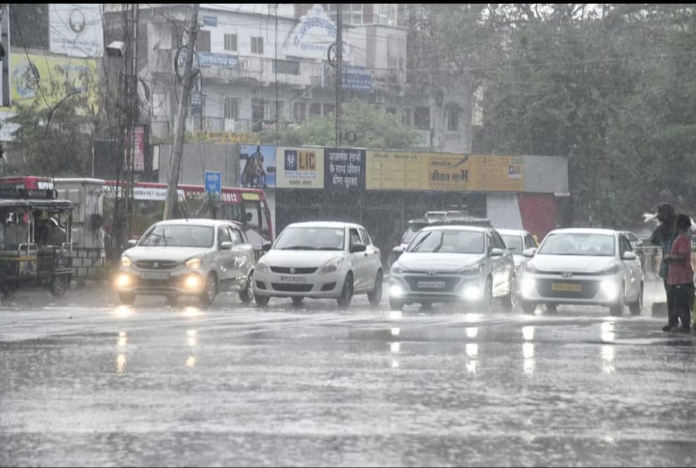 MP Weather Today: Rainfall picks up pace in MP; alerts issued for 31 districts; rainfall figures near normal l