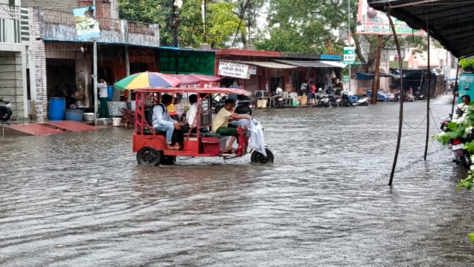 Meerut Rain Havoc: Eight Power Substations Shut, Colonies Waterlogged After Heavy Downpour