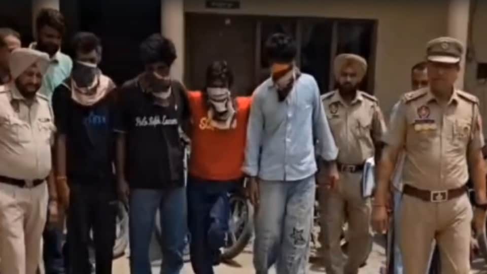 गिरफ्तार आरोपी
