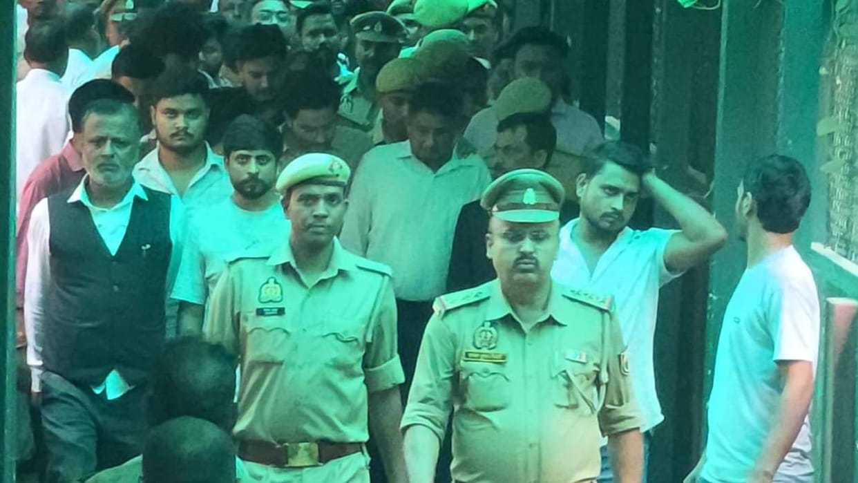 UP: Major verdict by Lucknow court in the Indra Dev Singh murder case; all three convicts sentenced to life im
