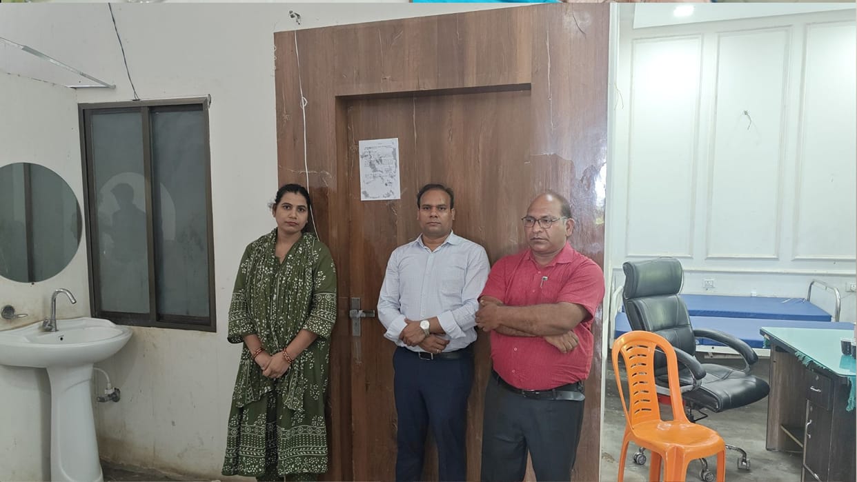 Raids conducted on three illegal hospitals; OT of one sealed in Kushinagar