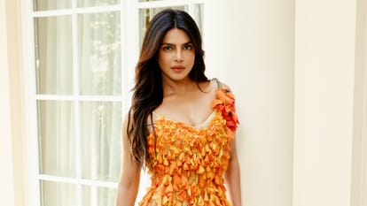 Priyanka Chopra and Jennifer Lawrence Share Fun Moment Actresses Caught Whispering users giving reaction on vi