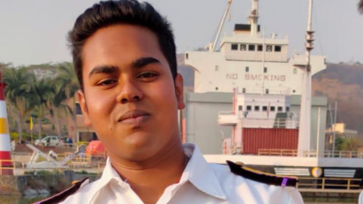 Merchant Navy ship engineer dies after being hit by a truck in Bareilly