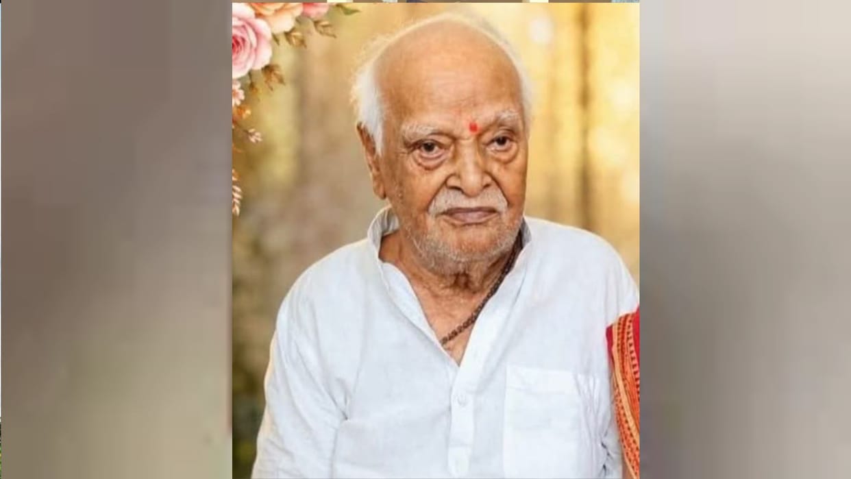 Former Deoria MLA Rudra Pratap Singh passes away after a long illness.