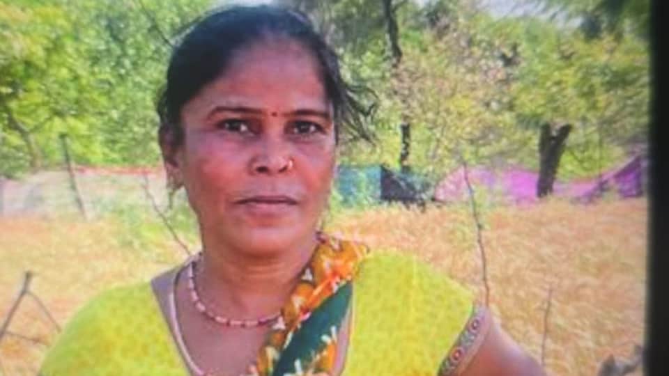 A young man murdered his wife at her parents home in Agra