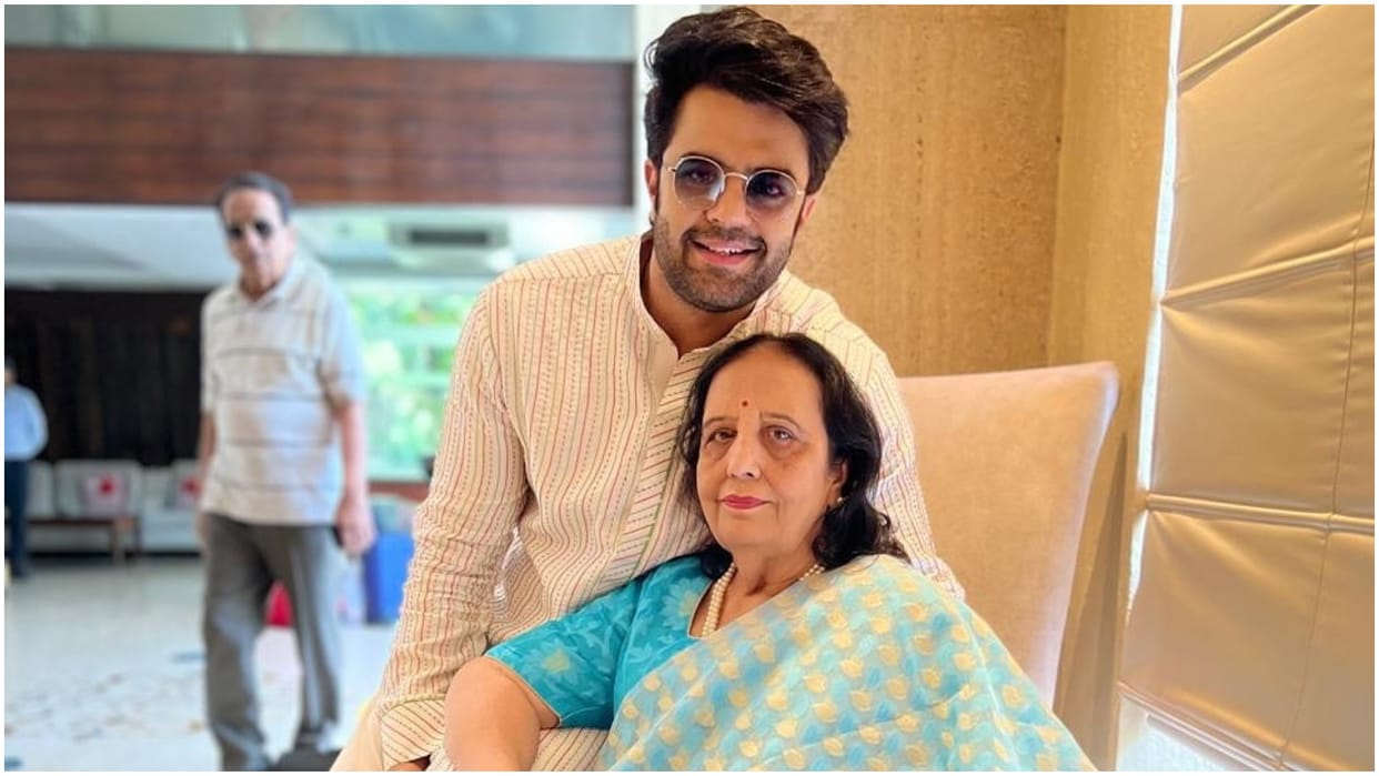 Actor Maniesh Paul Mother Urmil Paul Dies At 77 In Delhi