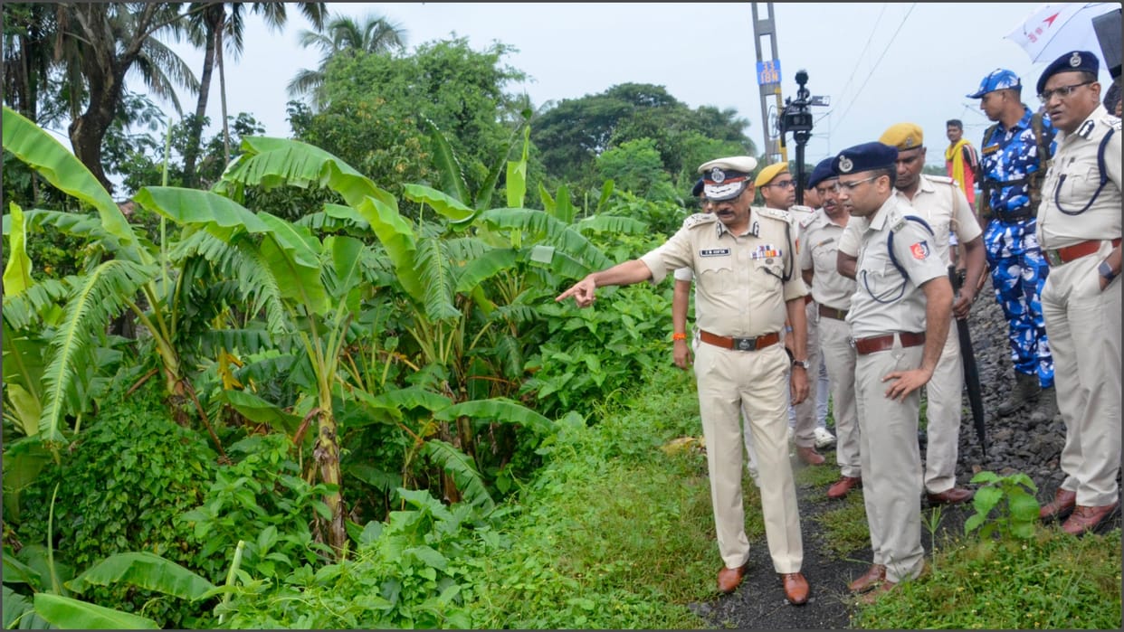 Baruipur encounter death: Last rites of man performed as family refuses to claim body