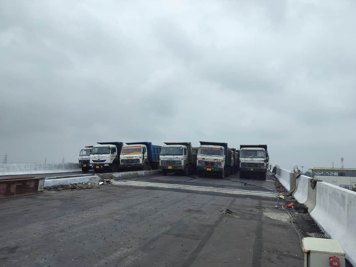 Indore News: Bridge's load-bearing capacity tested by parking 20 dumper trucks on Indore's double-decker bridg