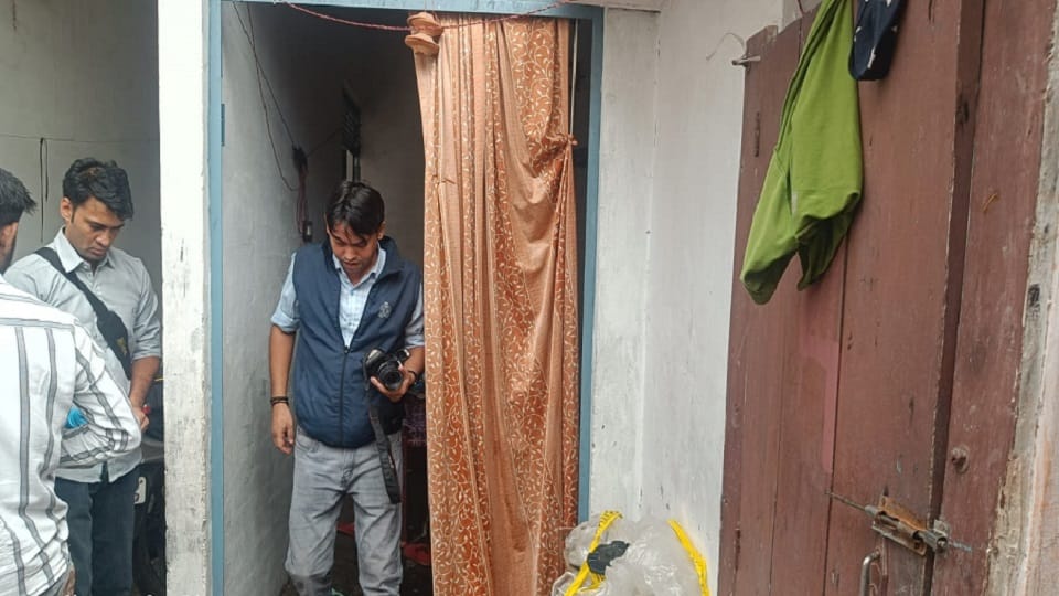 Wife's Murder: A love marriage from 14 years ago; Meenu had come to her maternal home after a quarrel