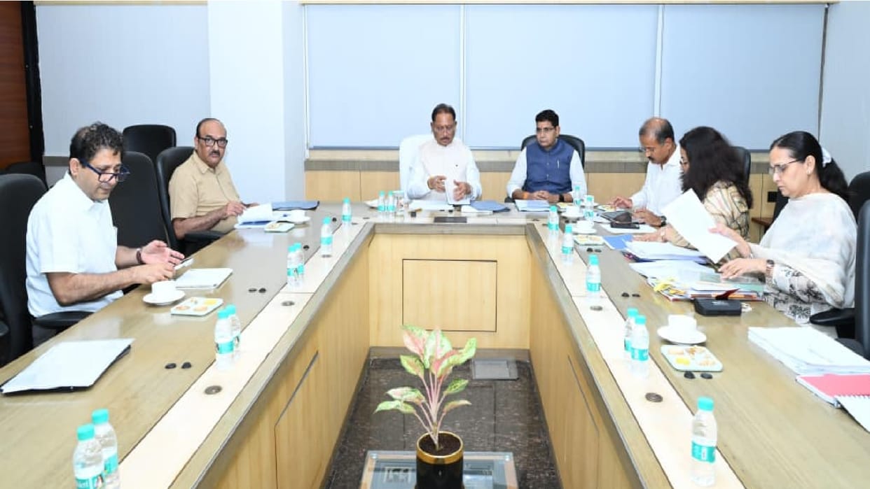 B-1, Khasra and loan books will be available on WhatsApp CM gave instructions to make revenue services digital