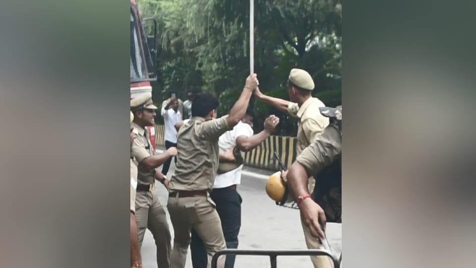 Uproar at the Collectorate: SSP rained down slaps—beating protesters first, then a lawyer