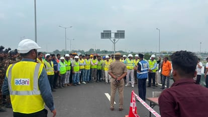 Mock drill on the Ganga Expressway in Badaun