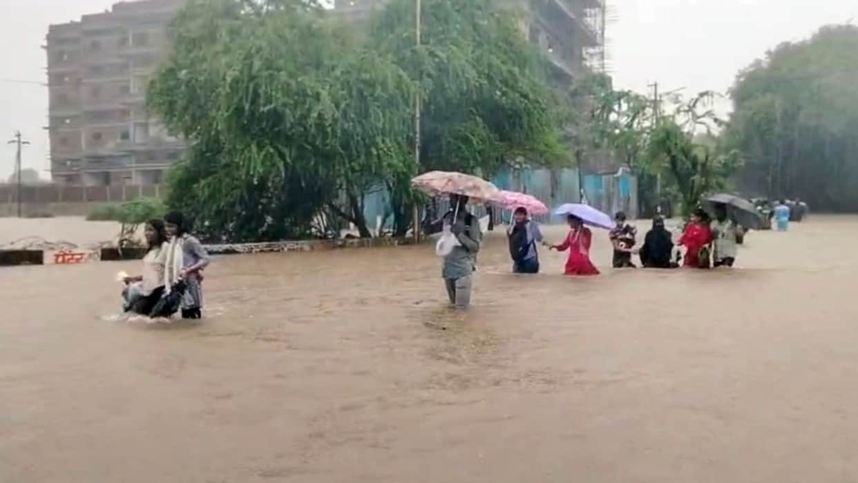 urban-flooding-mumbai-monsoon-rainfall-city-planning-climate-change