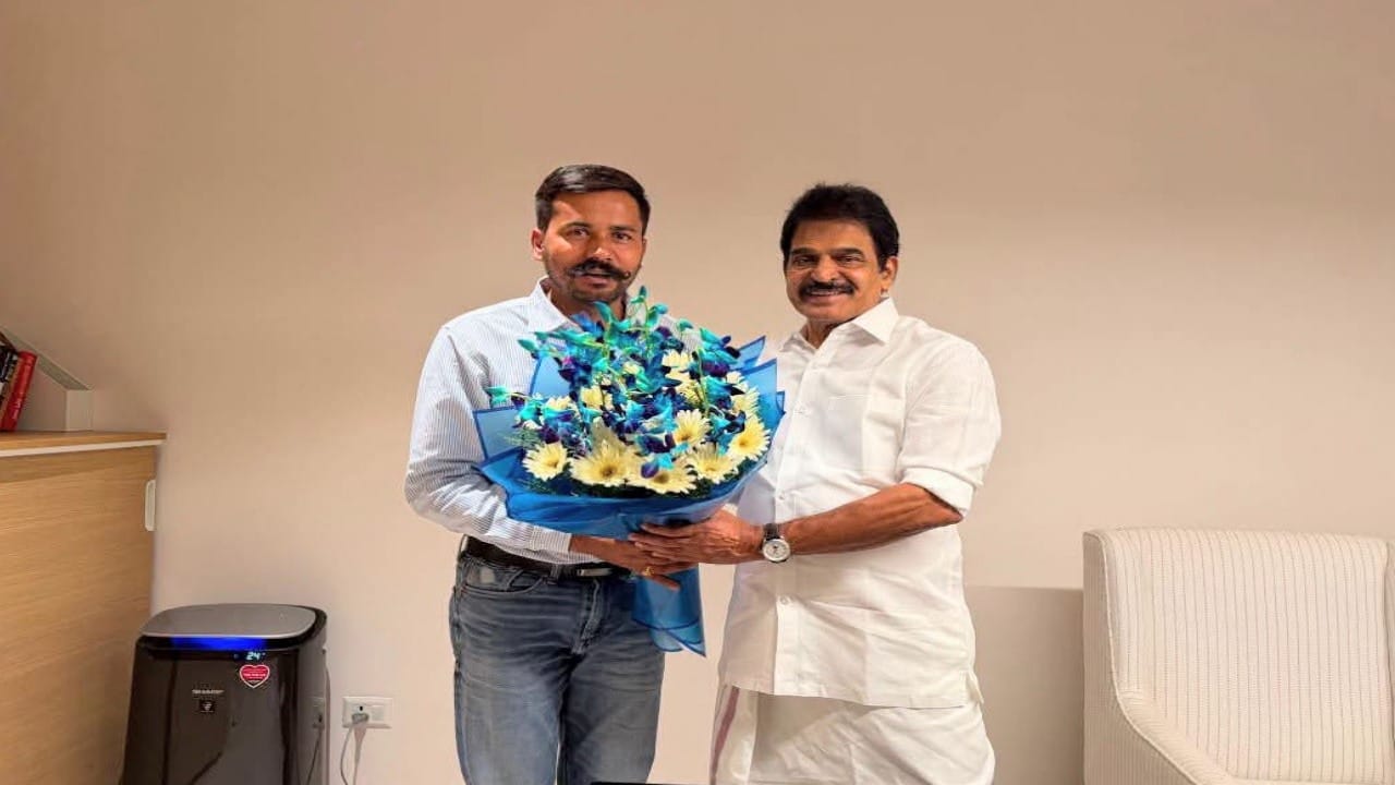 केसी वेणुगोपाल से मिले किन्नाैर जिला अध्यक्ष निगम भंडारी।