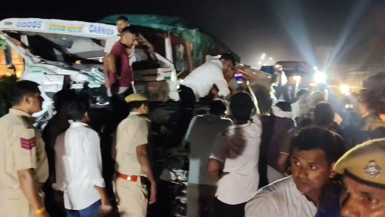 Horrific Highway Crash Speeding Trailer Crushes Car two Dead six Severely Injured