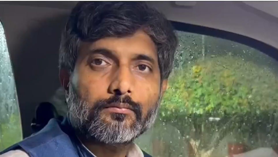 SP hits back Minister statement demands dismissal and public apology opposition to Ravindra Jaiswal