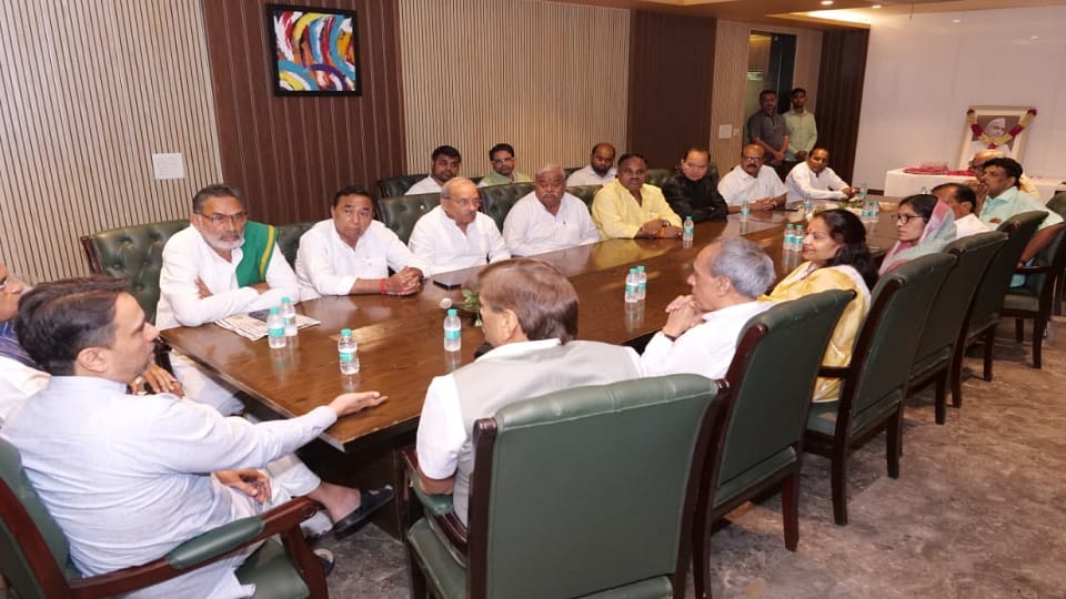 Muzaffarnagar: BKU General Secretary attends RLD parliamentary board meeting