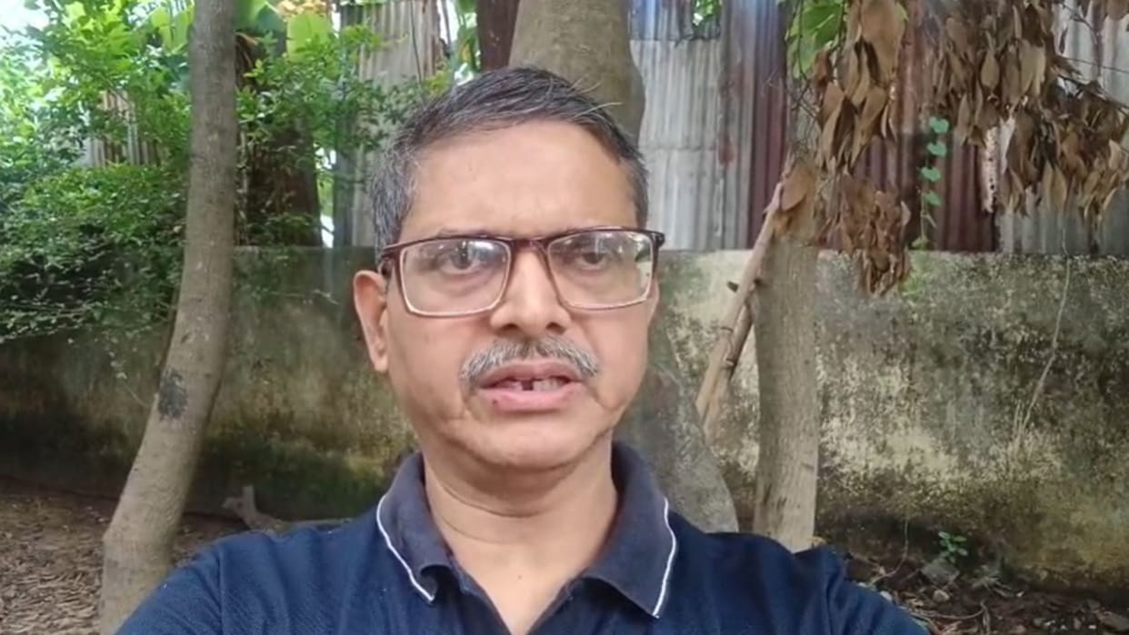 Amitabh Thakur demands action over Minister Ravindra Jaiswal alleged statement in chandauli