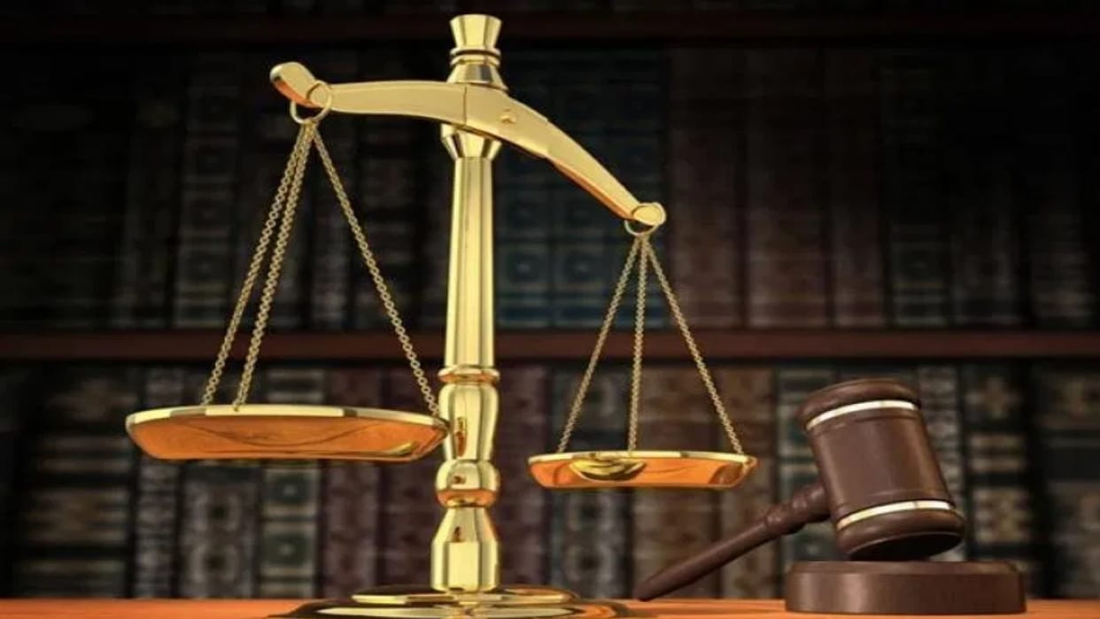 High Court: Defendant cannot present evidence once the right to file a written statement is forfeited.
