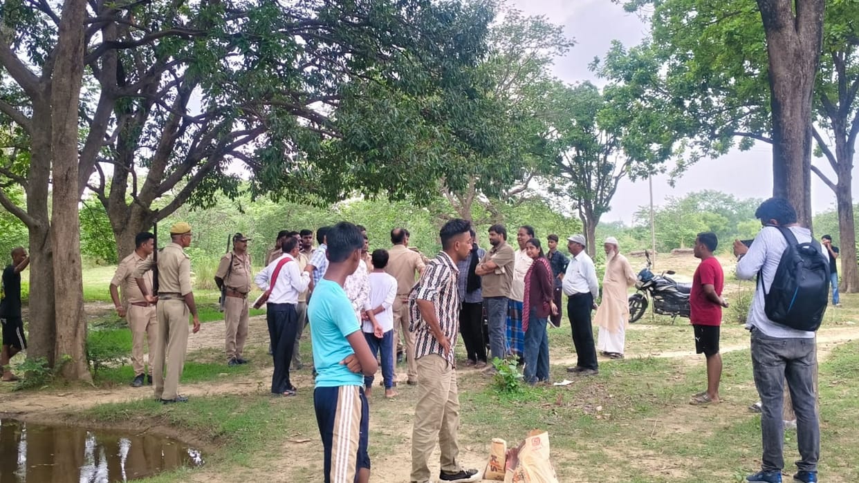 Tension arises following vandalism and an assault at the Shahzadpur shrine; SDM and CO take charge