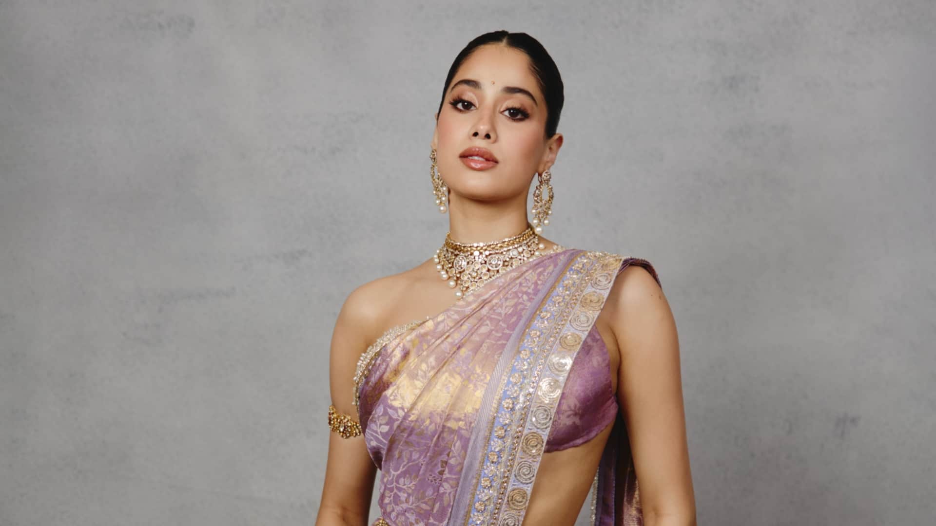 Janhvi Kapoor got new film after peddi row she will work with Director Umesh Bisht