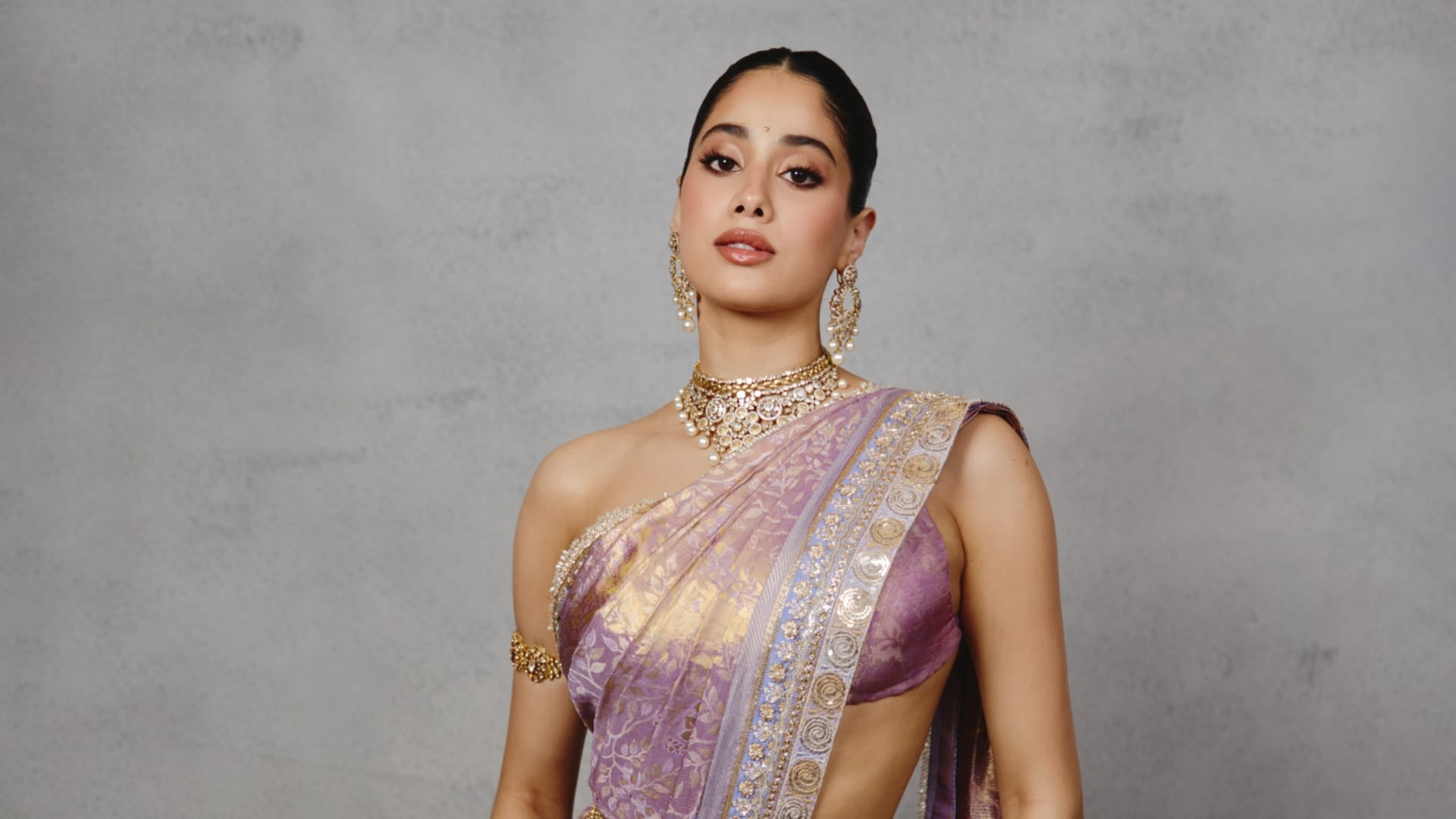 Janhvi Kapoor got new film after peddi row she will work with Director Umesh Bisht