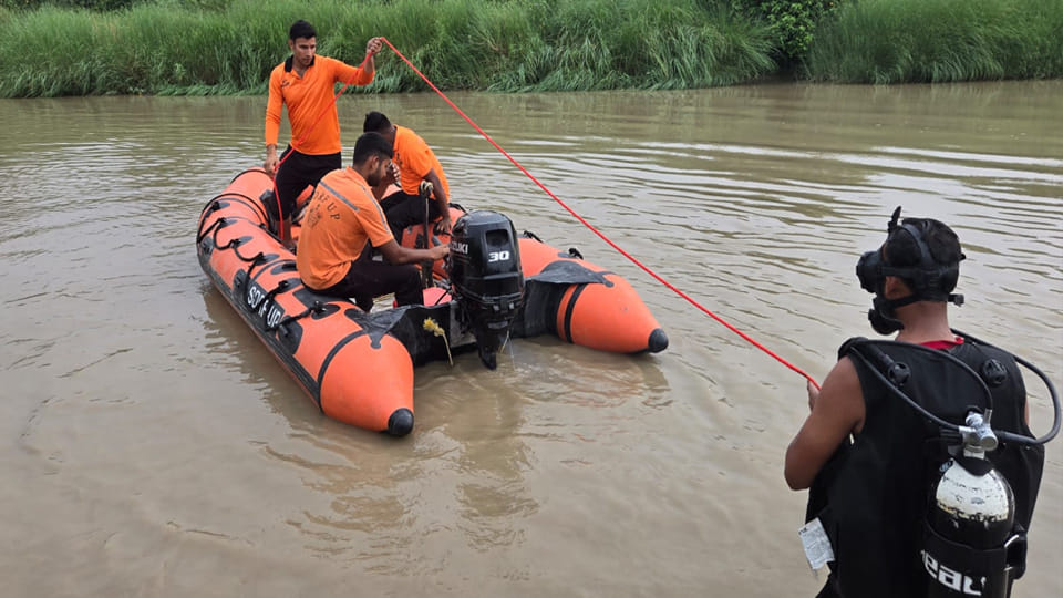 Hardoi: Elder sister drowns after jumping into canal to save younger sister; one rescued safely