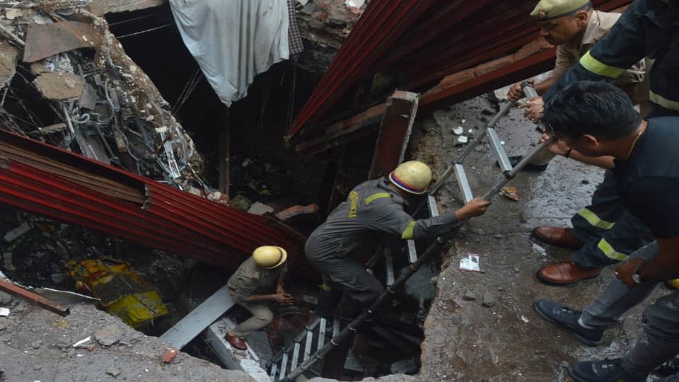 Agra Shop Collapse Two-Storey Shop Collapses Into Drain Screams Echo for 15 Minutes