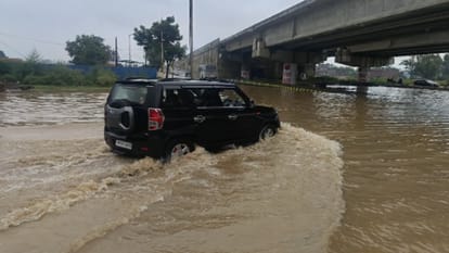 West UP Weather: Heavy Rain Batters Several Districts, Roads Flooded, House Collapses in Bijnor